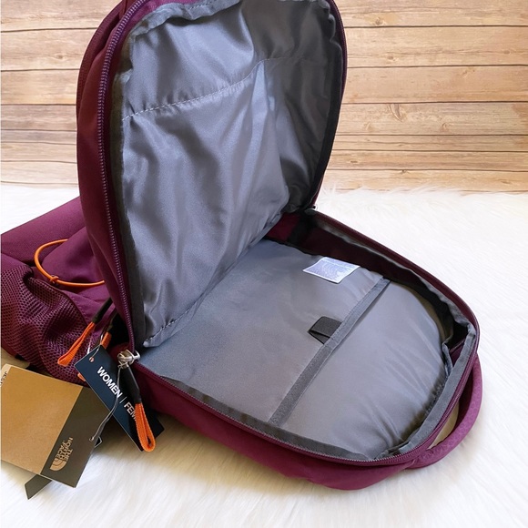 The North Face Women’s Jester 27 Liter Backpack - Picture 6 of 7